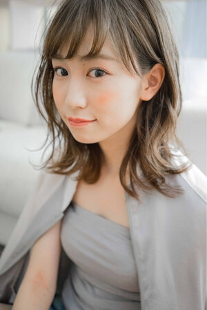 ザクザクがおしゃれ シースルーバング ザクザクバング でサクッとイメチェン Hair