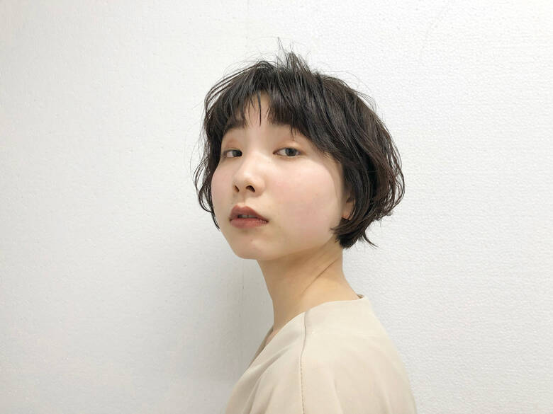 ショートヘア ナチュラル ショート ワンカールパーマ Yayoi Brains Fairy 小辰優次 Hair ショートヘア ナチュラル ショート ワンカールパーマ Yayoi Brains Fairy 小辰優次 Hair