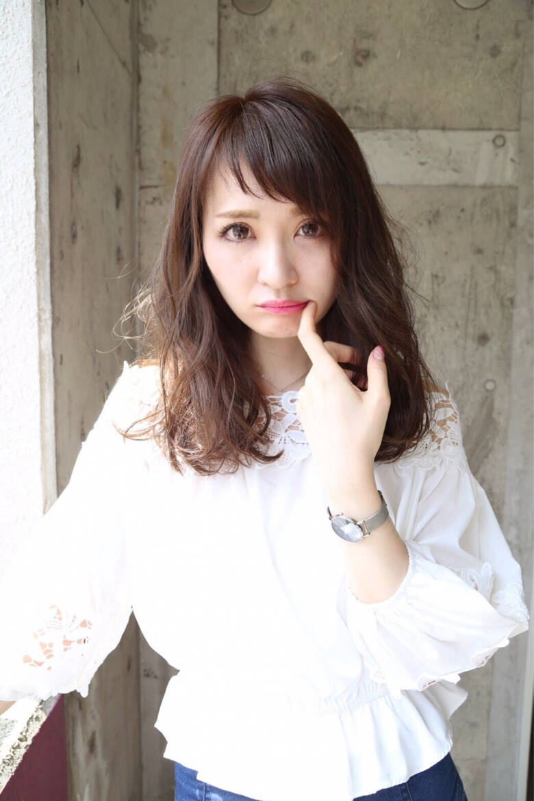 ミディアム オン眉 アシメバング ガーリー 藤後 沙織 Hair ミディアム オン眉 アシメバング ガーリー 藤後 沙織 Hair