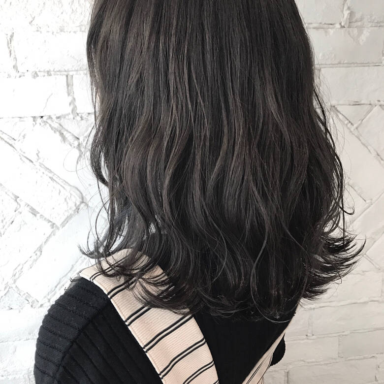 アンニュイ ミディアム ナチュラル グレーアッシュ Mlife 山岡拓也 Hair