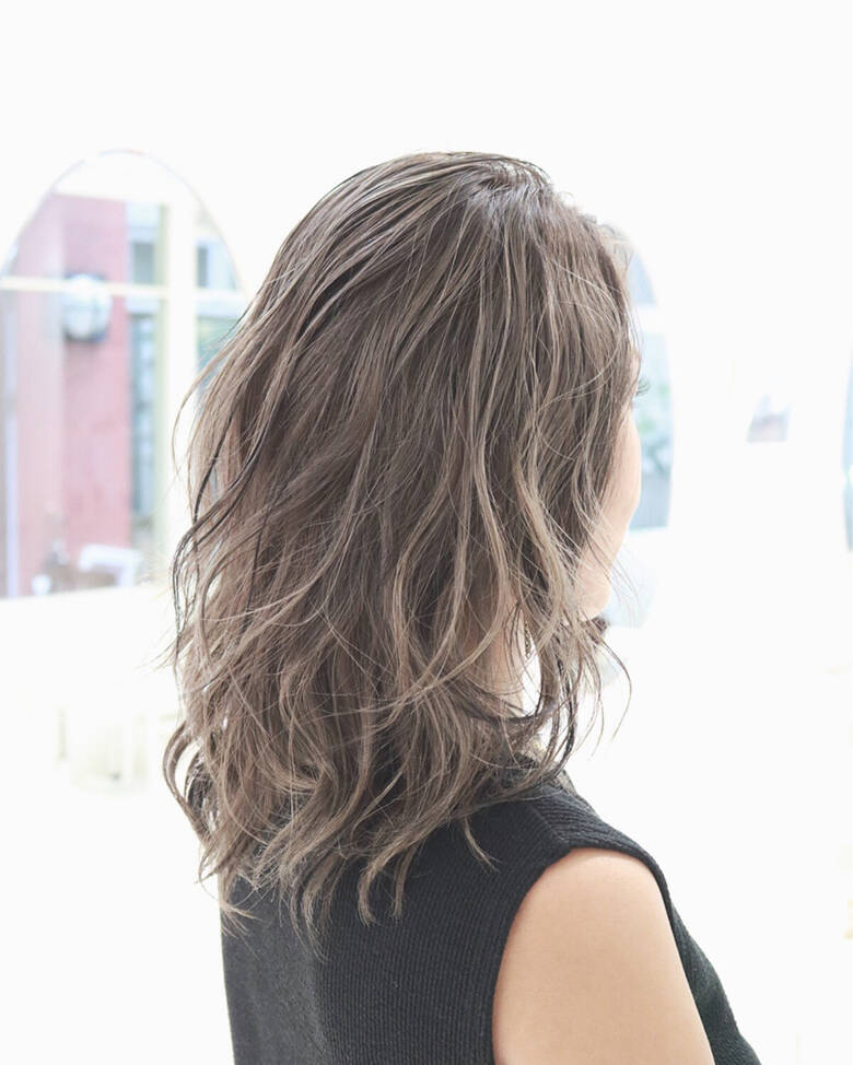 グラデーションカラー カーキアッシュ ミディアム バレイヤージュ Rumina Rumina 高田ゆみこ 2178 Hair