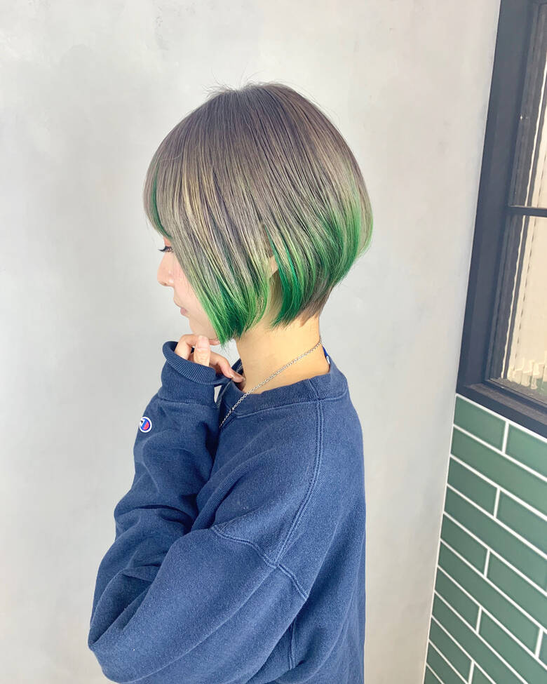 ナチュラル ショート インナーカラー インナーグリーン Old Chiho Hair