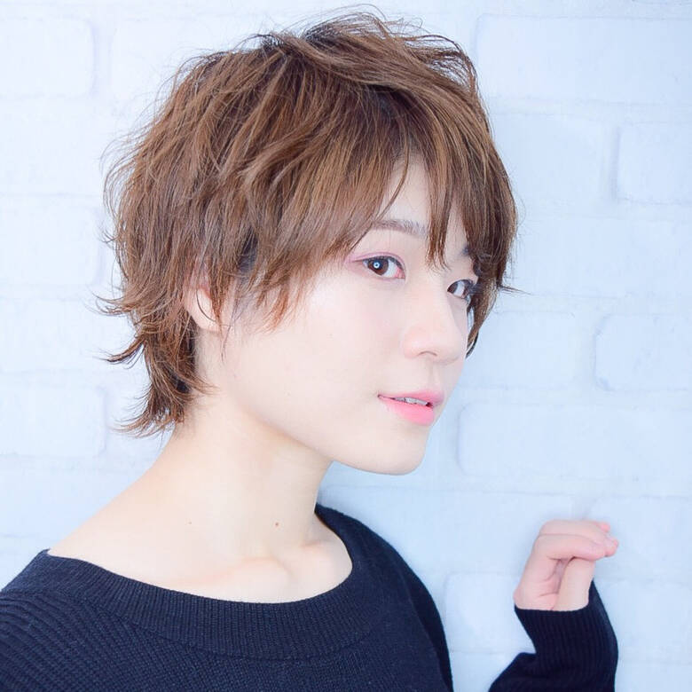 ウルフ女子 ナチュラル 小顔ヘア 前下がりショート Lounge Morio Ikebukuro 素材コンシェルジュ型 ショート の極 川島佑一 Hair