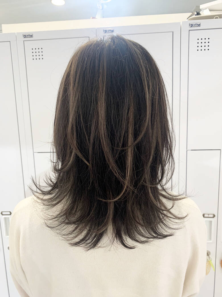 ミディアム ハイライト 極細ハイライト コントラストハイライト Luis 難波 深見 拓 ショート ボブ 6395 Hair