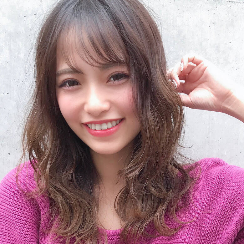 フェミニン 前髪 巻き髪 ゆるウェーブ Dydi 表参道 Dydi やまち Hair