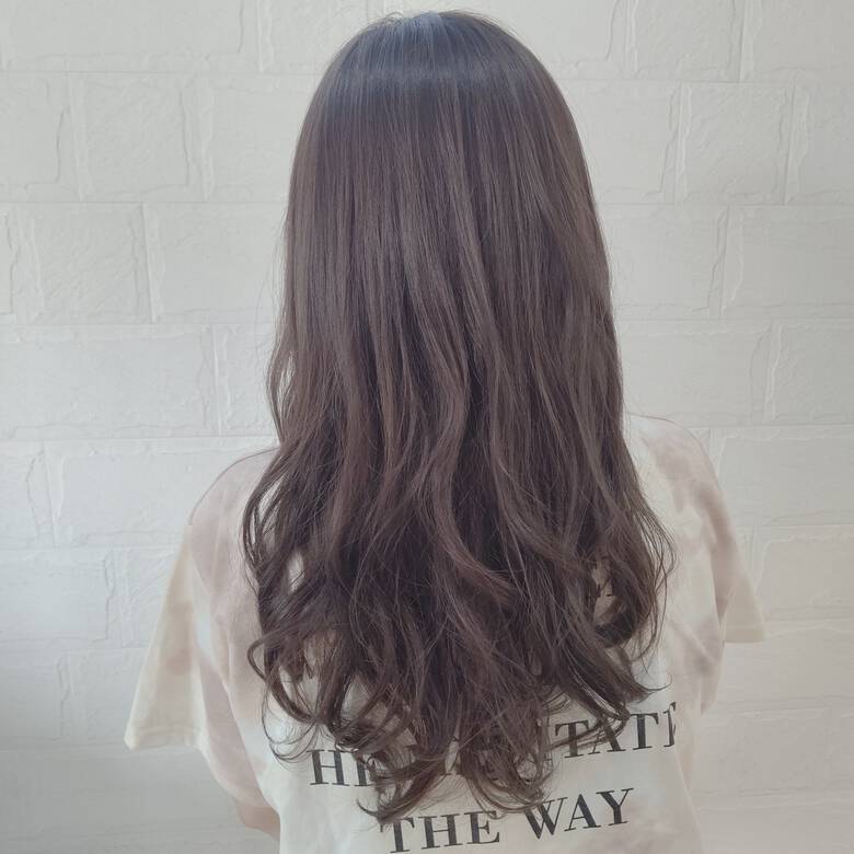 ナチュラルベージュ ベージュ アッシュ 360度どこからみても綺麗なロングヘア Each Hair Totalbeauty 相川 美緒 Hair ナチュラルベージュ ベージュ アッシュ 360度どこからみても綺麗なロングヘア Each Hair Totalbeauty 相川 美緒 Hair
