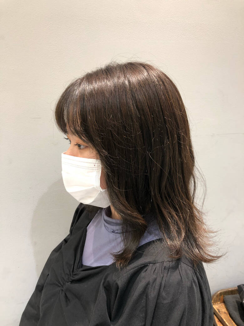 ミディアム ブルージュ 前髪パーマ グレーアッシュ Neolive Ginza 大矢 友美 Hair