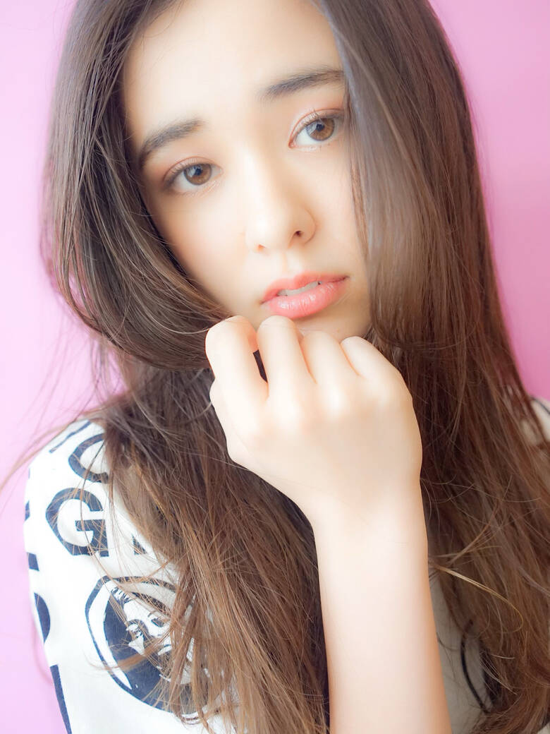 ゆるふわパーマ ワンカールスタイリング レイヤーロングヘア ロング ミラレスカ栄 ウラタニ アキナリ Hair