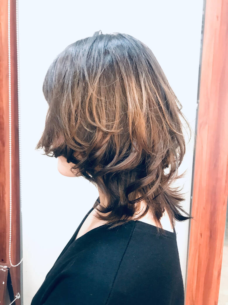 フェミニンウルフ レイヤースタイル フェミニン ウルフカット モリオフロムロンドン オオノアサミ Hair
