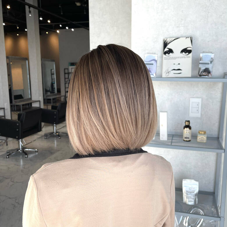 プラチナブロンド バレイヤージュ ミルクティーベージュ ボブ After アンドウ ユウ バレイヤージュ ハイライト 6952 Hair