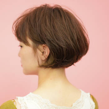 絶壁頭は髪型でカバーできる レングス別におすすめヘアスタイルを紹介 Hair