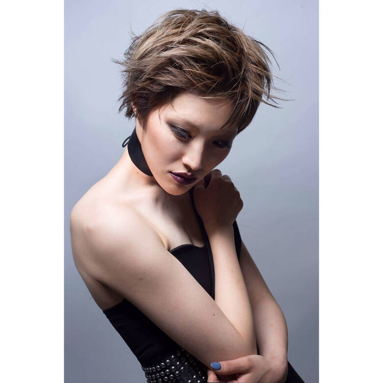 ショート アッシュ モード ベリーショート Kaho Yanagihara Hair