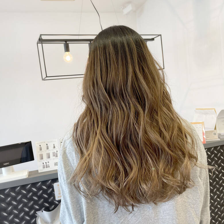 アンニュイ ママ ベージュ 外国人風カラー フリーランス アンドウ ユウ バレイヤージュ ハイライト Hair アンニュイ ママ ベージュ 外国人風カラー フリーランス アンドウ ユウ バレイヤージュ ハイライト Hair