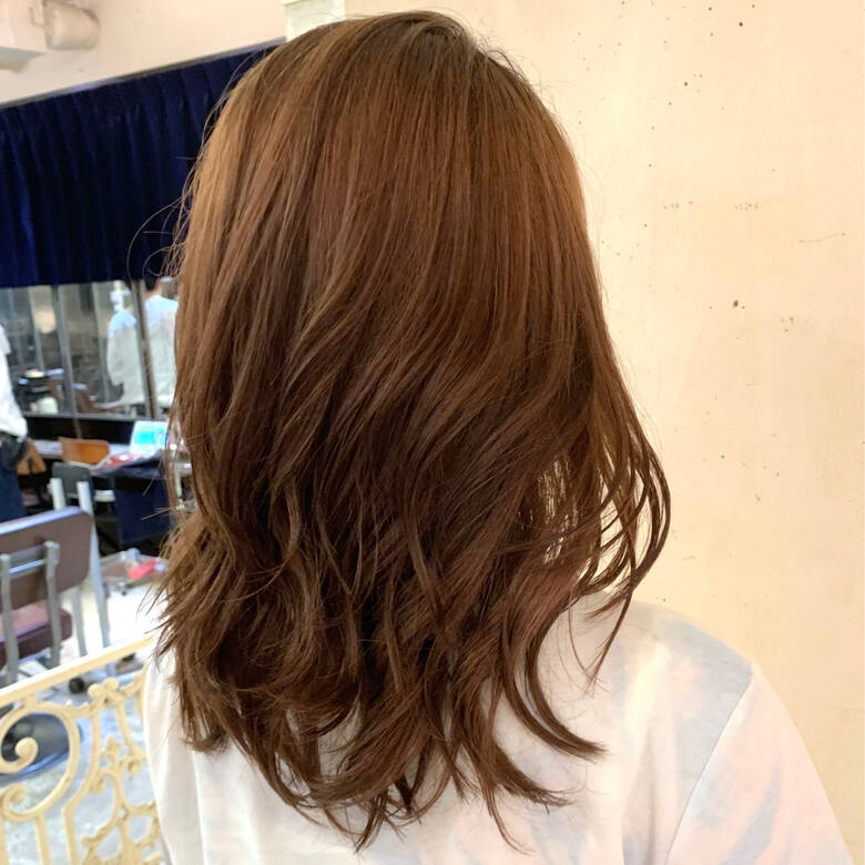 レイヤーカット ゆるふわパーマ コテ巻き風パーマ 大人ロング Am 吉祥寺 アム 本木ヨシヒサ Moto パーマ ボブ ウルフ Hair