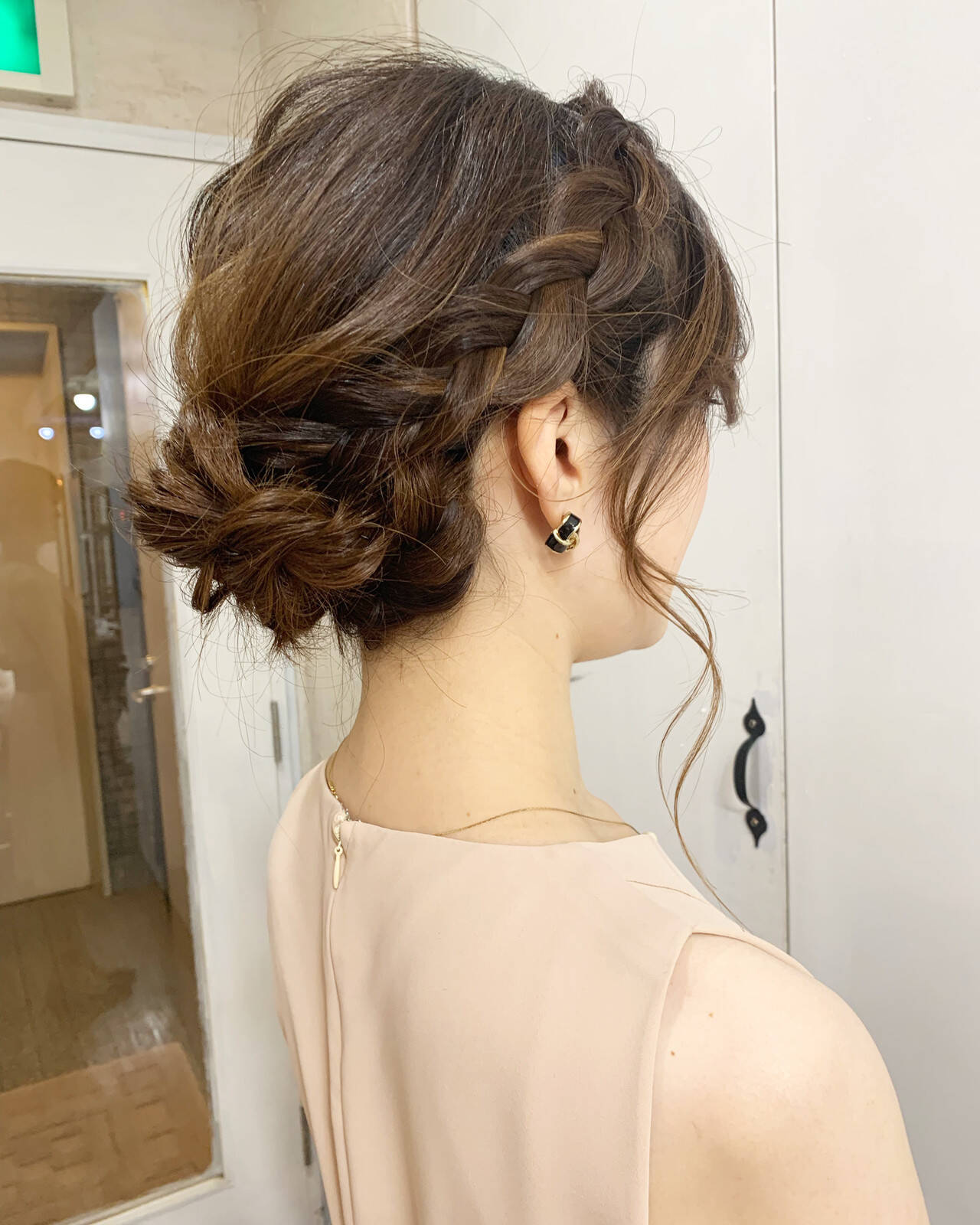 髪型 ロング シニヨン