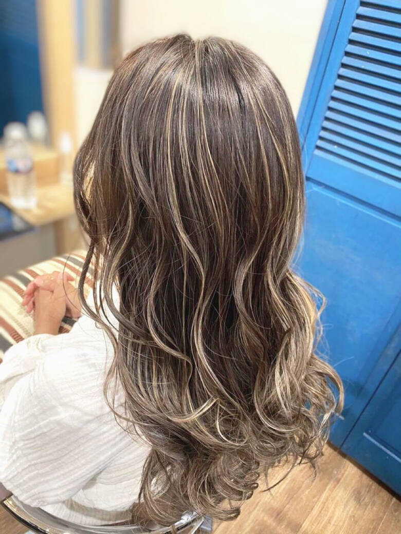 ロング ハイライト 3dハイライト ブリーチオンカラー Linkth リンクス 浦山和之 Hair