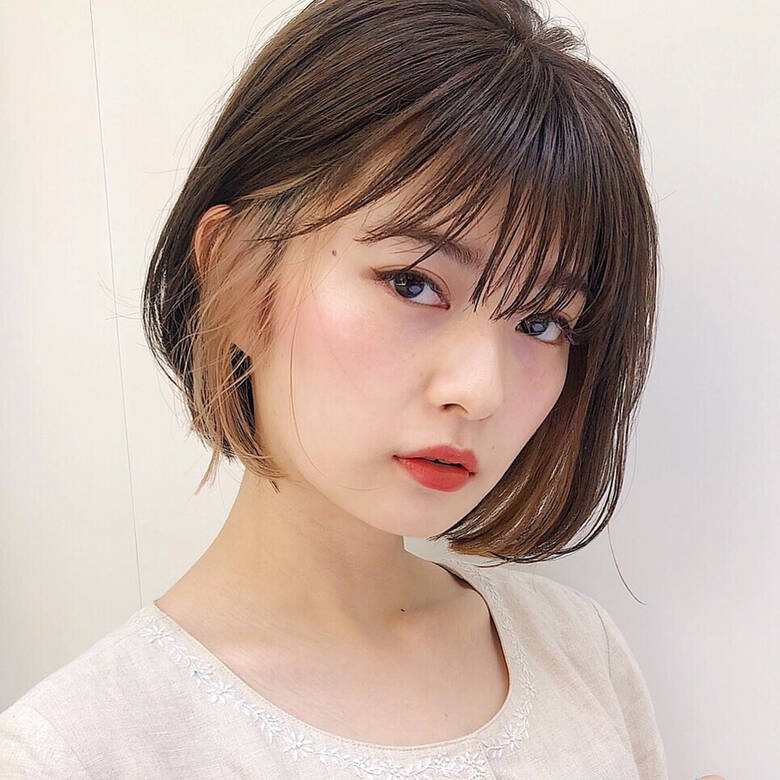 インナーカラー まとまるボブ 秋ブラウン ボブ Athreem Eri Hair