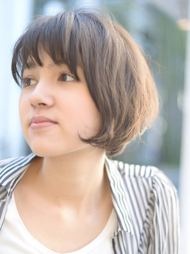 ショートボブ 大人かわいい 斜め前髪 ショート Rojitha 郡司 泰之 Rojitha 原宿 Hair