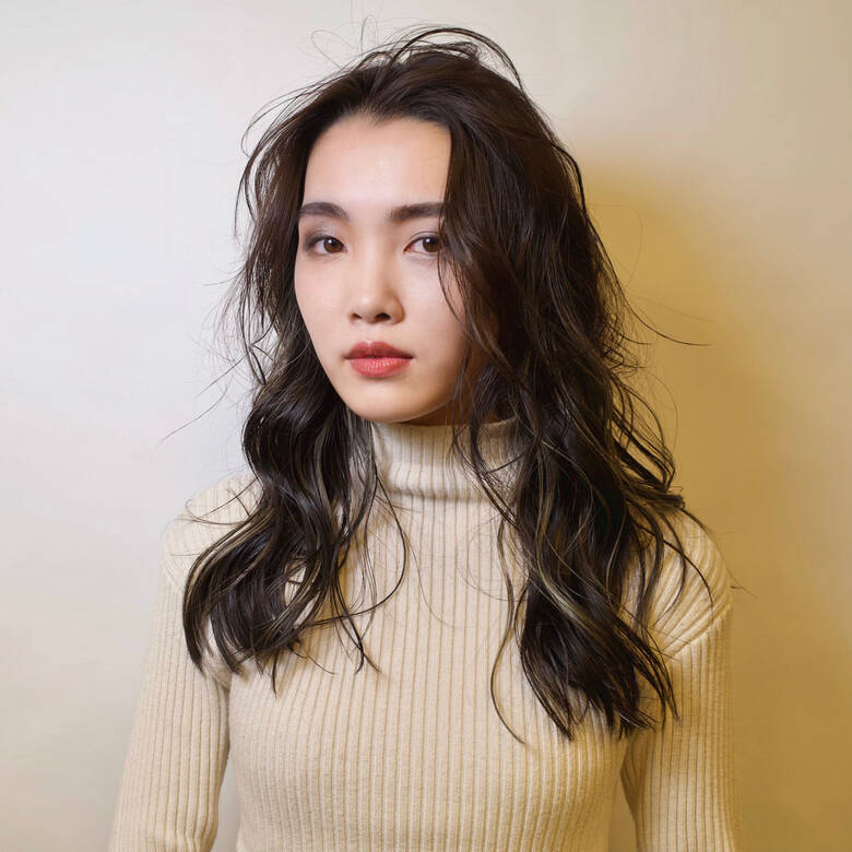 インナーカラー ロング イヤリングカラー ナチュラル Assort Tokyo Nana Honda 6115 Hair