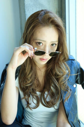 夏気分を先取り サングラスをかけたオススメヘアスタイル特集 Hair