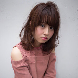 人の印象はココで決まる 美人に見られるための分け目とは Hair 人の印象はココで決まる 美人に見られるための分け目とは Hair