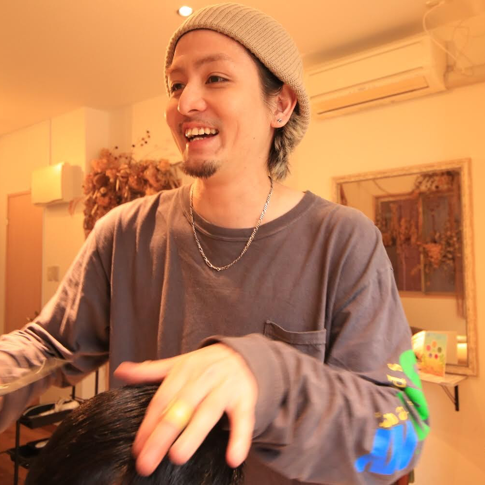 ショート ラベンダーアッシュ ハイトーン ナチュラル×SHIKIO