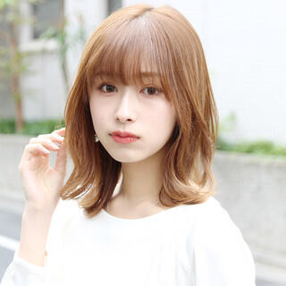 ミディアム ナチュラル 外ハネ レイヤーカット Agnos青山 艶髪マスター 上遠野裕樹 カトオノヒロキ Hair