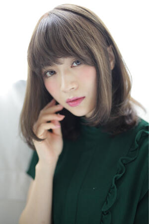 マットブラウンに大注目 深みと透明感をかなえる魔法ヘアカラー Hair マットブラウンに大注目 深みと透明感をかなえる魔法ヘアカラー Hair