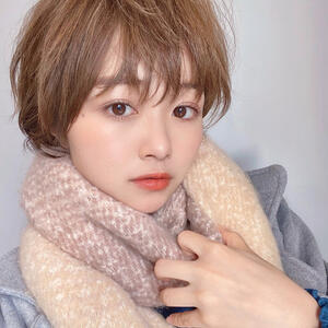 ショートヘアに似合うコートのおすすめ着こなし Hair ショートヘアに似合うコートのおすすめ着こなし Hair