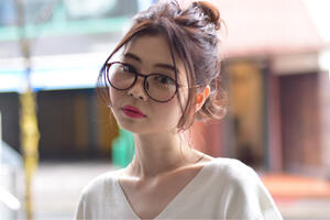 韓国風美人ヘアアレンジ 今すぐやりたいゆるいまとめ髮で簡単にかわい