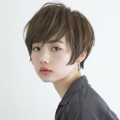 丸顔さんにおすすめ コンプレックスをカバーできるショートヘア15選 丸顔さんにおすすめ コンプレックスをカバーできるショートヘア15選