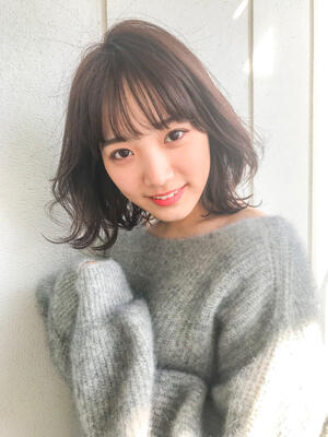 レイヤードヘアで大人の重軽ニュアンスヘアに大変身できるっ Hair