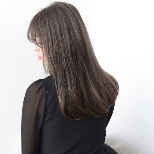 ストレートセミロング 髪型 モテ度200 越え で攻めてみて Hair