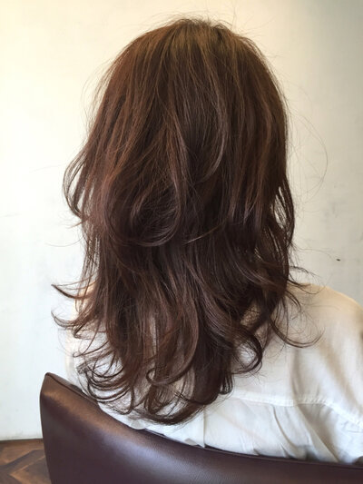 40代のためのセミロングパーマでおしゃれに見違える Hair 40代のためのセミロングパーマでおしゃれに見違える Hair