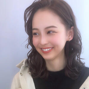 面長さん専用 小顔魅せミディアムで似合う髪型 16選 Hair 面長さん専用 小顔魅せミディアムで似合う髪型 16選 Hair