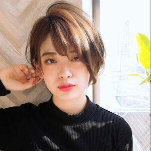 トップをふんわり♡サイドがまとまるショート ROMA/LOREN ヒカル