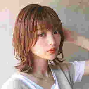面長さんの悩みを髪型で解消 美人映えする小顔見せヘアスタイル Hair